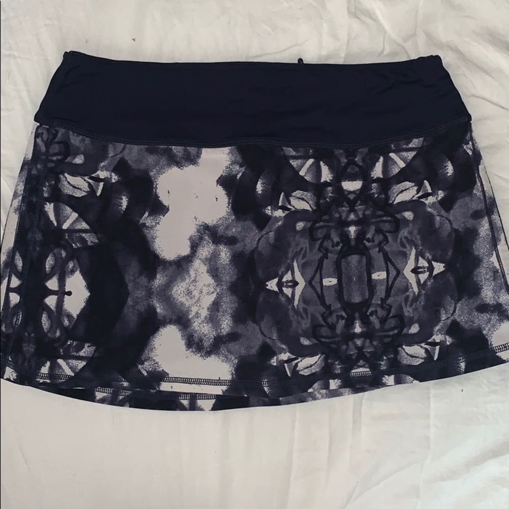 Lululemon navy blue skort
